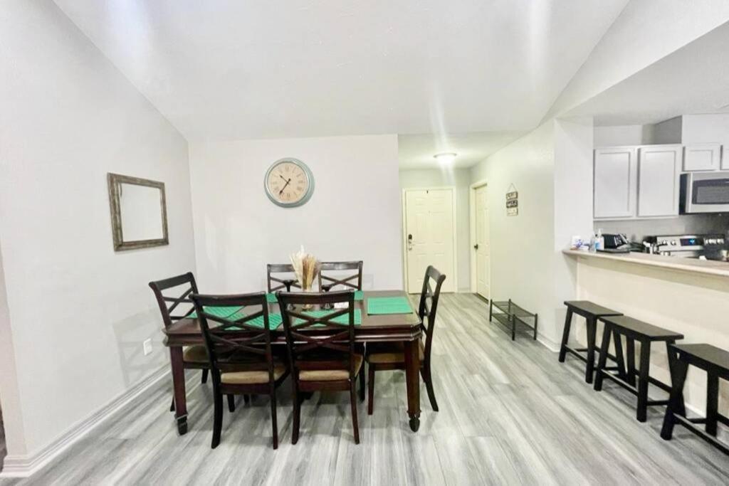 3 Bedroom Entire Home - Centrally Located In Katy, Texas Extérieur photo
