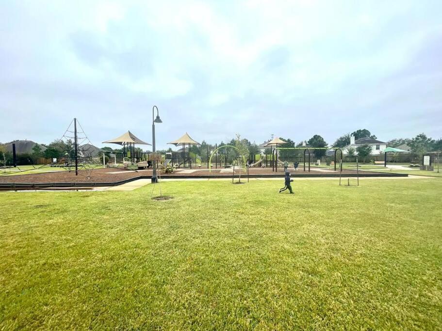 3 Bedroom Entire Home - Centrally Located In Katy, Texas Extérieur photo
